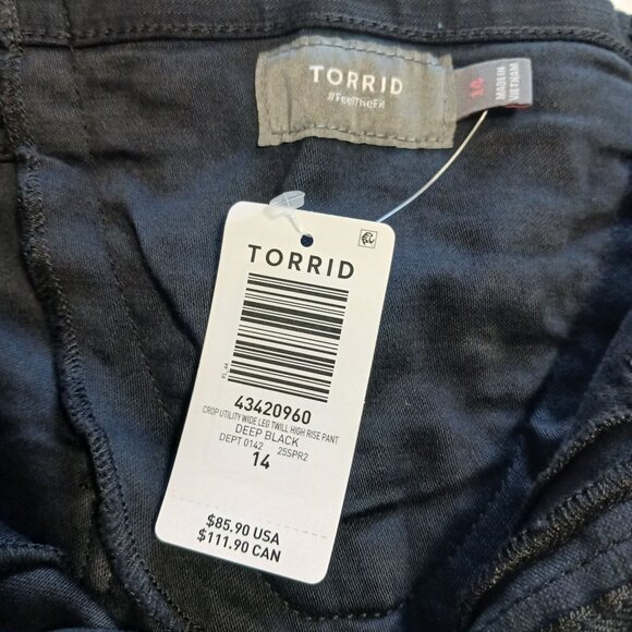 Torrid Lace Up Back Utility Pant Black Size 14 High Rise Crop NWT - Picture 9 of 15